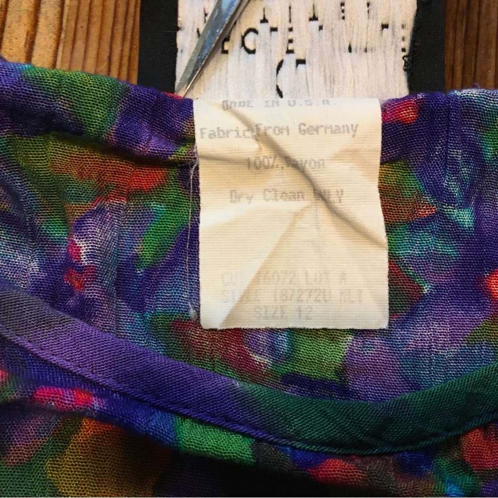 Vintage Carole Little Multicolor Floral Print Short Sleeve Top - Picture 4 of 12